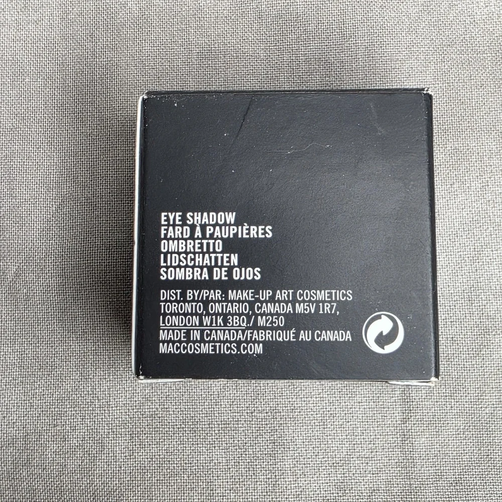 MAC Greensmoke Lustre Eye Shadow 0.05 oz New
